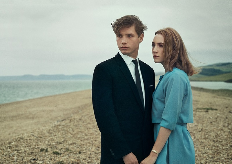 Na Praia de Chesil